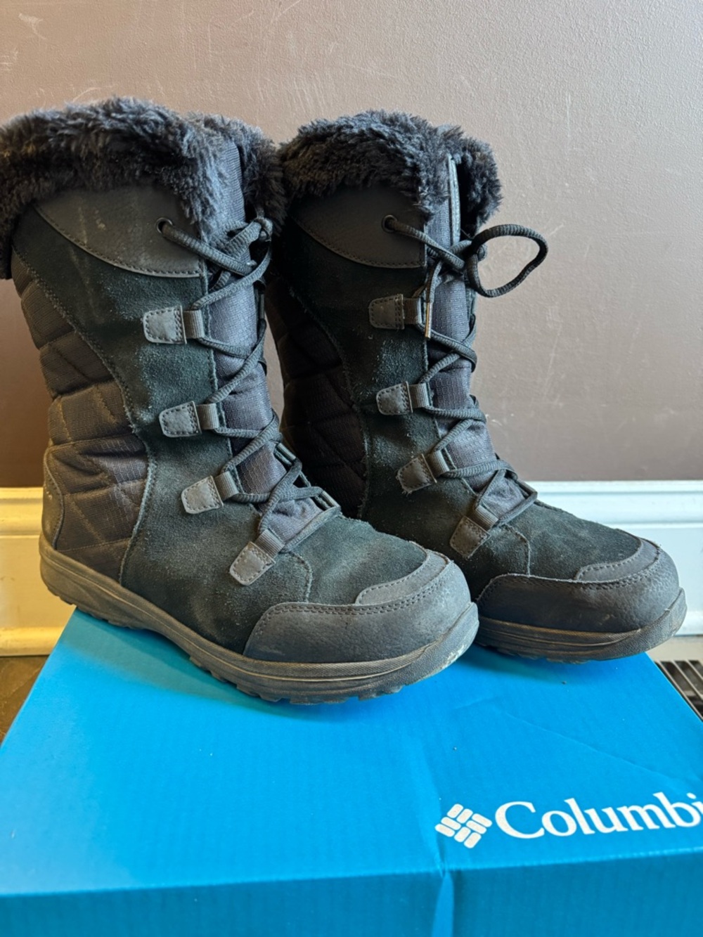 Columbia Ice Maiden II Women's Black Faux Fur Trim Boots